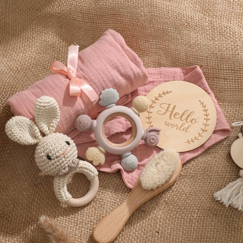 Baby presentset – badleksaker, silikonbitring & virkad skallra