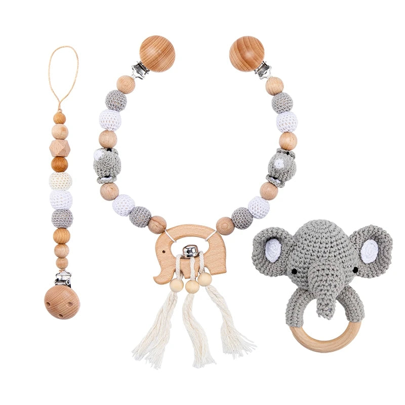 Virkat barnvagnshänge i trä