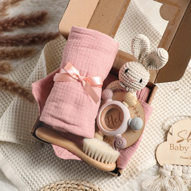 Baby presentset – badleksaker, silikonbitring & virkad skallra